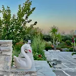 Апартаменты Star Paros *