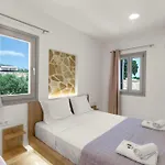 Star Paros