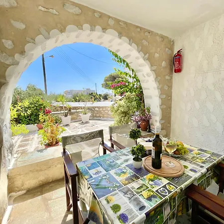 Star Paros Apartament *